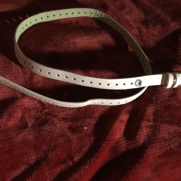 Steve Madden (faux?) leather light pink belt, excellent used condition, <42” - Picture 2 of 7